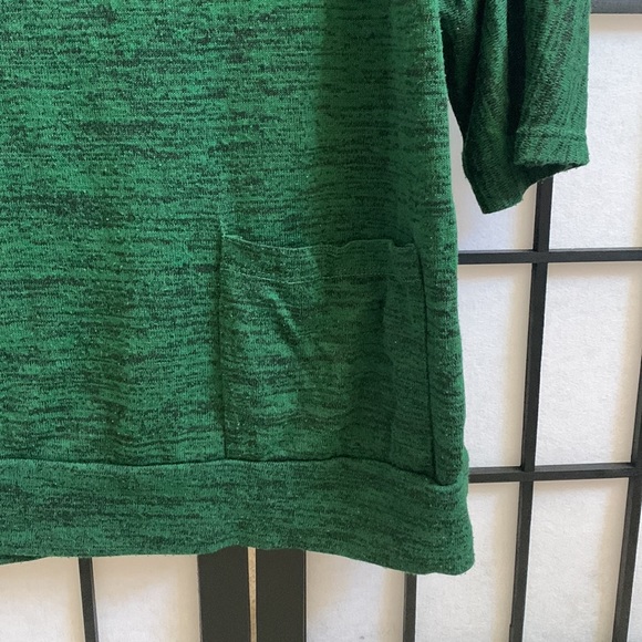 Forever 21 Green 3/4 Length Sleeve Shirt - Picture 2 of 3